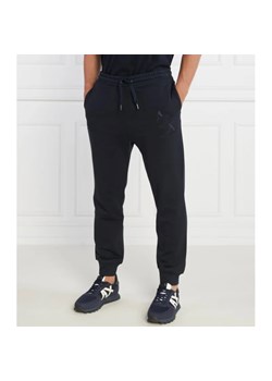 Armani Exchange Spodnie dresowe | Regular Fit ze sklepu Gomez Fashion Store w kategorii Spodnie męskie - zdjęcie 164323663