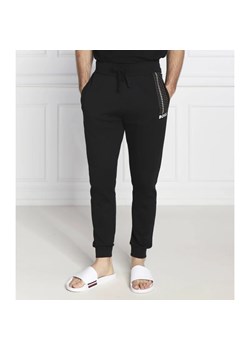 BOSS BLACK Spodnie dresowe Authentic Pants | Regular Fit ze sklepu Gomez Fashion Store w kategorii Spodnie męskie - zdjęcie 164327410