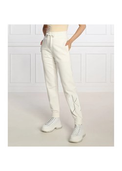 Karl Lagerfeld Spodnie dresowe | Regular Fit ze sklepu Gomez Fashion Store w kategorii Spodnie damskie - zdjęcie 164327850
