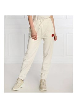 HUGO Spodnie dresowe Dachib | Regular Fit | mid rise ze sklepu Gomez Fashion Store w kategorii Spodnie damskie - zdjęcie 164329551