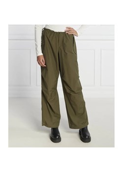 Tommy Jeans Spodnie | Relaxed fit ze sklepu Gomez Fashion Store w kategorii Spodnie damskie - zdjęcie 164330144