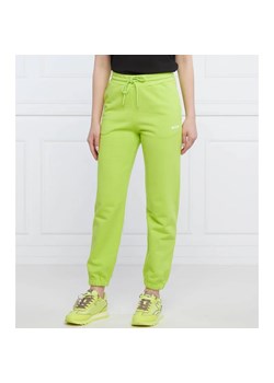 MSGM Spodnie dresowe | Regular Fit ze sklepu Gomez Fashion Store w kategorii Spodnie damskie - zdjęcie 164330772