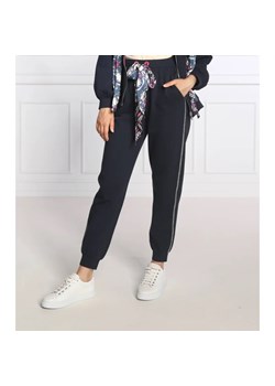 MAX&Co. Spodnie dresowe CRINALE | Regular Fit ze sklepu Gomez Fashion Store w kategorii Spodnie damskie - zdjęcie 164331030