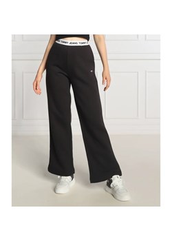 Tommy Jeans Spodnie dresowe | Loose fit ze sklepu Gomez Fashion Store w kategorii Spodnie damskie - zdjęcie 164331944
