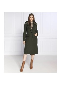 GUESS Płaszcz LAURENCE | z dodatkiem wełny ze sklepu Gomez Fashion Store w kategorii Płaszcze damskie - zdjęcie 164333213