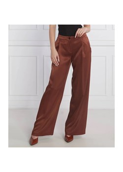 Patrizia Pepe Spodnie | Loose fit ze sklepu Gomez Fashion Store w kategorii Spodnie damskie - zdjęcie 164334850