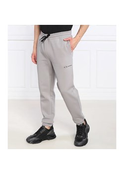 Armani Exchange Spodnie dresowe | Regular Fit ze sklepu Gomez Fashion Store w kategorii Spodnie męskie - zdjęcie 164336162