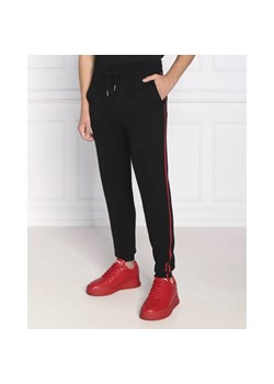 HUGO Spodnie dresowe Steero | Regular Fit | z dodatkiem wełny ze sklepu Gomez Fashion Store w kategorii Spodnie męskie - zdjęcie 164336264