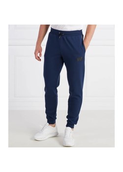 EA7 Spodnie dresowe | Regular Fit ze sklepu Gomez Fashion Store w kategorii Spodnie męskie - zdjęcie 164336862