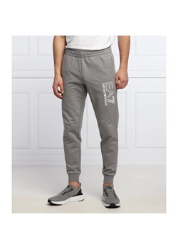 EA7 Spodnie dresowe | Regular Fit ze sklepu Gomez Fashion Store w kategorii Spodnie męskie - zdjęcie 164337290