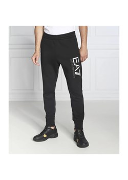 EA7 Spodnie dresowe | Regular Fit ze sklepu Gomez Fashion Store w kategorii Spodnie męskie - zdjęcie 164337360