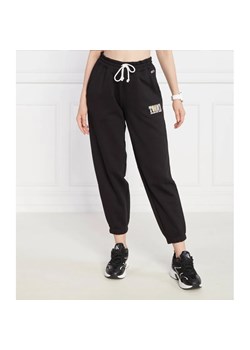 Tommy Jeans Spodnie dresowe TJW TJ LUXE 2 | Regular Fit ze sklepu Gomez Fashion Store w kategorii Spodnie damskie - zdjęcie 164338591