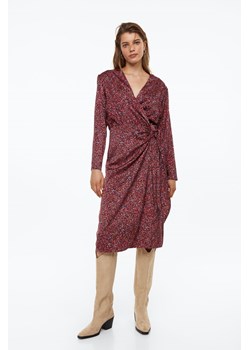 H & M - Kopertowa sukienka satynowa - Czerwony ze sklepu H&M w kategorii Sukienki - zdjęcie 164366050