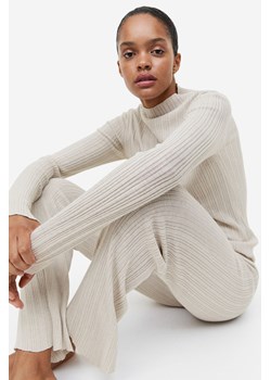 H & M - Rib-knit flared trousers - Beżowy ze sklepu H&M w kategorii Spodnie damskie - zdjęcie 164366222