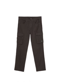 Cropp - Szare spodnie cargo - szary ze sklepu Cropp w kategorii Spodnie męskie - zdjęcie 164435650