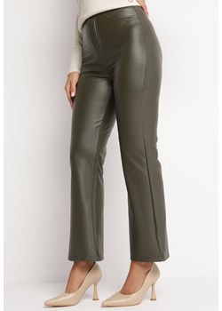 Zielone Szerokie Spodnie z Imitacji Skóry Pasinsa ze sklepu Born2be Odzież w kategorii Spodnie damskie - zdjęcie 164436164