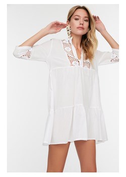 trendyol Sukienka w kolorze białym ze sklepu Limango Polska w kategorii Sukienki - zdjęcie 164438130