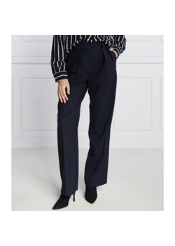 Tommy Hilfiger Spodnie | Relaxed fit ze sklepu Gomez Fashion Store w kategorii Spodnie damskie - zdjęcie 164439801