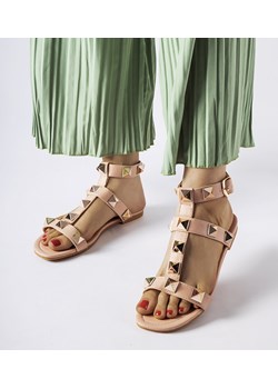 Różowe sandały z ćwiekami Ignazio ze sklepu gemre w kategorii Sandały damskie - zdjęcie 164457752