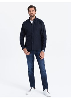 Koszula męska z tkaniny w stylu Oxford REGULAR - granatowa V5 OM-SHOS-0108 ze sklepu ombre w kategorii Koszule męskie - zdjęcie 164505192