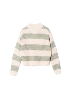 Cropp - Kremowo-zielony sweter w paski - zielony ze sklepu Cropp w kategorii Swetry damskie - zdjęcie 164527172