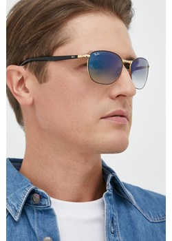 Ray-Ban okulary przeciwsłoneczne kolor niebieski ze sklepu PRM w kategorii Okulary przeciwsłoneczne męskie - zdjęcie 164537312
