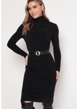 Czarna Sweterkowa Puchata Sukienka Midi z Wełny z Golfem Sebhat ze sklepu Born2be Odzież w kategorii Sukienki - zdjęcie 164574682