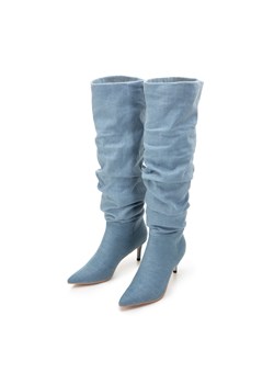 Damskie kozaki dżinsowe za kolano na obcasie jasny niebieskie ze sklepu WITTCHEN w kategorii Kozaki damskie - zdjęcie 164580284