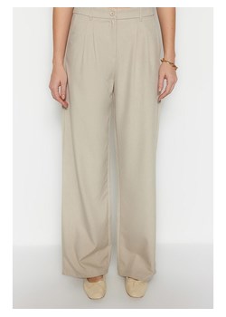 trendyol Spodnie w kolorze beżowym ze sklepu Limango Polska w kategorii Spodnie damskie - zdjęcie 164734003