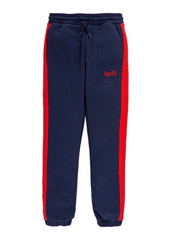 Levi&apos;s Kids Spodnie dresowe w kolorze granatowym ze sklepu Limango Polska w kategorii Spodnie chłopięce - zdjęcie 164804460