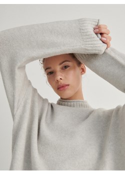 Reserved - Sweter oversize - jasnoszary ze sklepu Reserved w kategorii Swetry damskie - zdjęcie 164880631