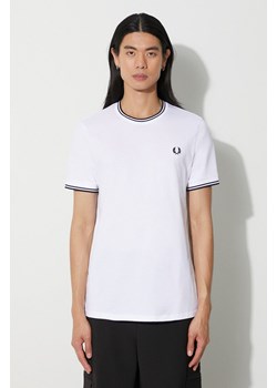 Fred Perry t-shirt bawełniany męski kolor biały z aplikacją M1588.100 ze sklepu PRM w kategorii T-shirty męskie - zdjęcie 164883073