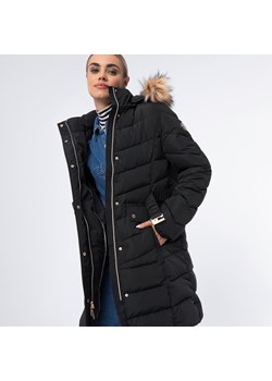 Damski płaszcz pikowany z paskiem ze sklepu WITTCHEN w kategorii Płaszcze damskie - zdjęcie 164927531