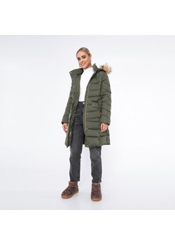 Damski płaszcz pikowany z paskiem zielony ze sklepu WITTCHEN w kategorii Płaszcze damskie - zdjęcie 164927534