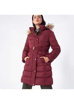 Damski płaszcz pikowany z paskiem ciemny czerwony ze sklepu WITTCHEN w kategorii Płaszcze damskie - zdjęcie 164954250