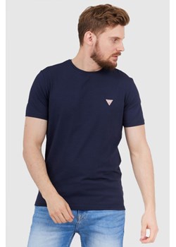 GUESS Granatowy t-shirt męski z małym logo, Wybierz rozmiar S ze sklepu outfit.pl w kategorii T-shirty męskie - zdjęcie 165014081