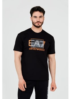 EA7 Czarny t-shirt z holograficznym logo, Wybierz rozmiar XXL ze sklepu outfit.pl w kategorii T-shirty męskie - zdjęcie 165014720