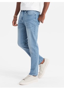 Spodnie męskie jeansowe SLIM FIT - jasnoniebieskie V2 OM-PADP-0110 ze sklepu ombre w kategorii Jeansy męskie - zdjęcie 165015793