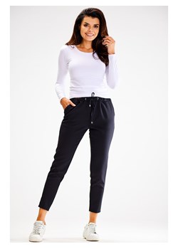 Awama Spodnie w kolorze czarnym ze sklepu Limango Polska w kategorii Spodnie damskie - zdjęcie 165030730
