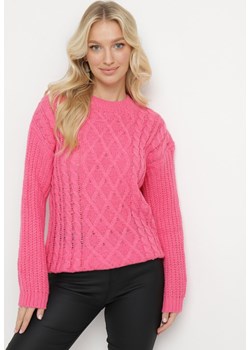 Fuksjowy Sweter z Kaszmirem i Warkoczowym Splotem Junivesa ze sklepu Born2be Odzież w kategorii Swetry damskie - zdjęcie 165048251