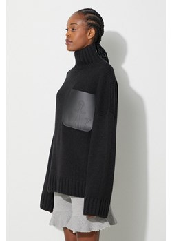 JW Anderson sweter wełniany damski kolor czarny z półgolfem KW1005.YN0144 ze sklepu PRM w kategorii Swetry damskie - zdjęcie 165050300