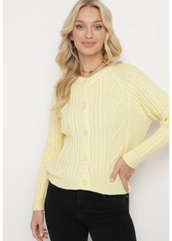 Żółty Kardigan na Guziki z Warkoczykowym Splotem Laurras ze sklepu Born2be Odzież w kategorii Swetry damskie - zdjęcie 165158242