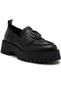 Valentino Skórzane loafersy ze sklepu Gomez Fashion Store w kategorii Mokasyny damskie - zdjęcie 165173403