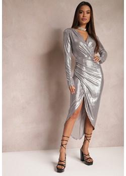 Srebrna Midi Sukienka o Dopasowanym Fasonie z Asymetryczną Zakładką Celestta ze sklepu Renee odzież w kategorii Sukienki - zdjęcie 165218683