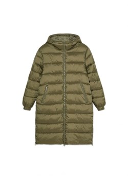 Cropp - Ciemnozielony pikowany płaszcz z kapturem - zielony ze sklepu Cropp w kategorii Płaszcze damskie - zdjęcie 165220944