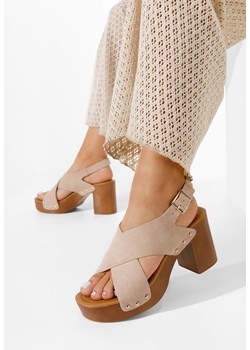 Beżowe sandały na słupku i platformie Azalea ze sklepu Zapatos w kategorii Sandały damskie - zdjęcie 165297250