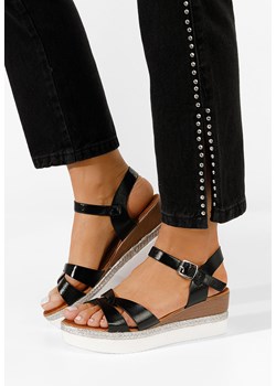 Czarne sandały na koturnie Meida ze sklepu Zapatos w kategorii Sandały damskie - zdjęcie 165299761