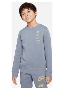 Dzianinowa bluza dresowa z półokrągłym dekoltem dla dużych dzieci (chłopców) Nike Sportswear Standard Issue - Szary ze sklepu Nike poland w kategorii Bluzy chłopięce - zdjęcie 165316734