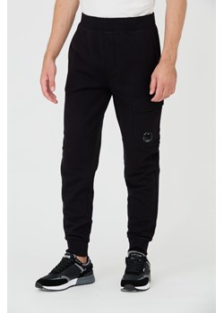 C.P. COMPANY Czarne spodnie dresowe Cargo Pant, Wybierz rozmiar S ze sklepu outfit.pl w kategorii Spodnie męskie - zdjęcie 165515752