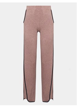Femilet by Chantelle Spodnie piżamowe Mabel FN8160-02R Różowy Regular Fit ze sklepu MODIVO w kategorii Piżamy damskie - zdjęcie 165533964